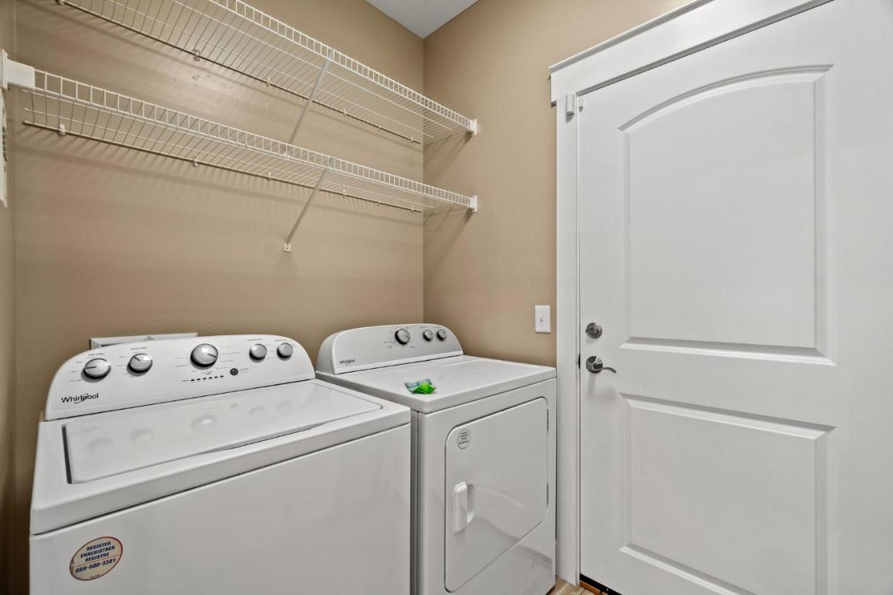 Charming Retreat, A Short Walk To Laguna Beach, With For 10! * Panama City Beach