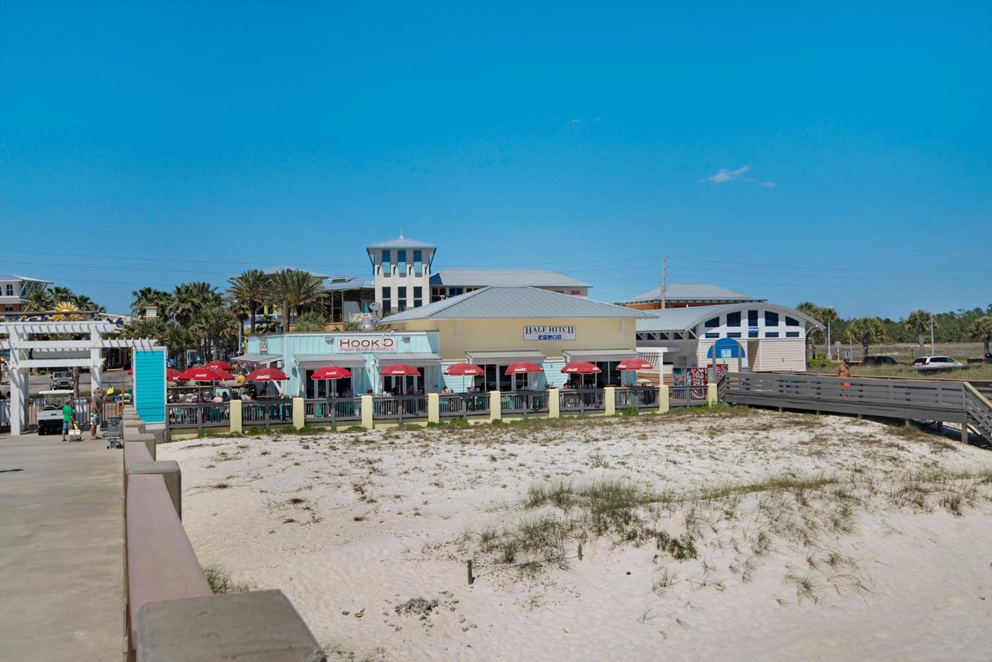 Charming Retreat, A Short Walk To Laguna Beach, With For 10! Holiday home Panama City Beach